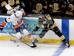 Islanders Bruins Hockey