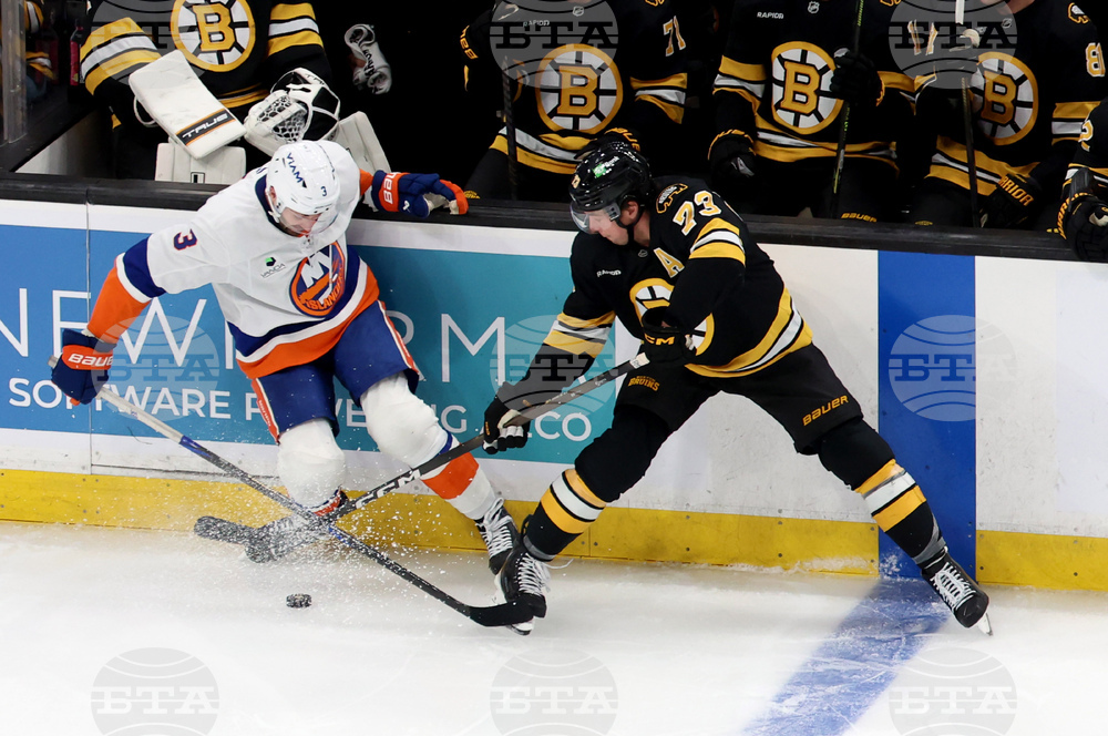 Islanders Bruins Hockey