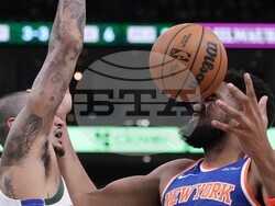 Knicks Bucks Basketball
