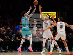 Charlotte Miami Basketball