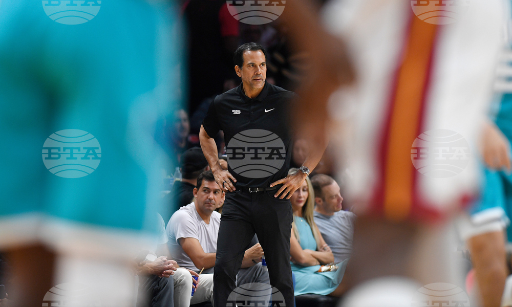 Charlotte Miami Basketball