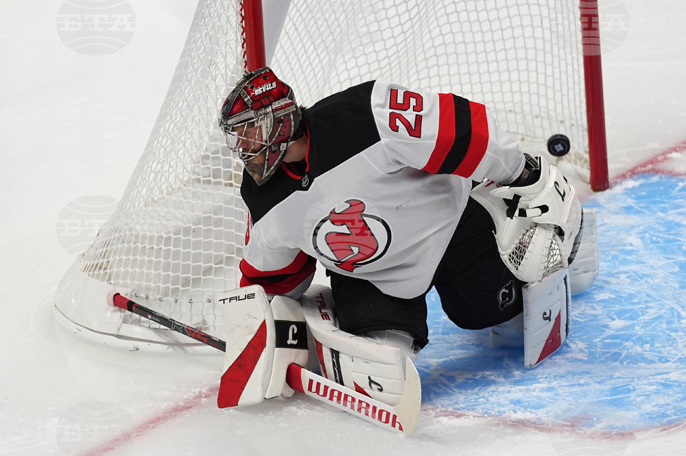 Devils Avalanche Hockey