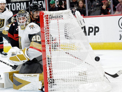 Golden Knights Hurricanes Hockey