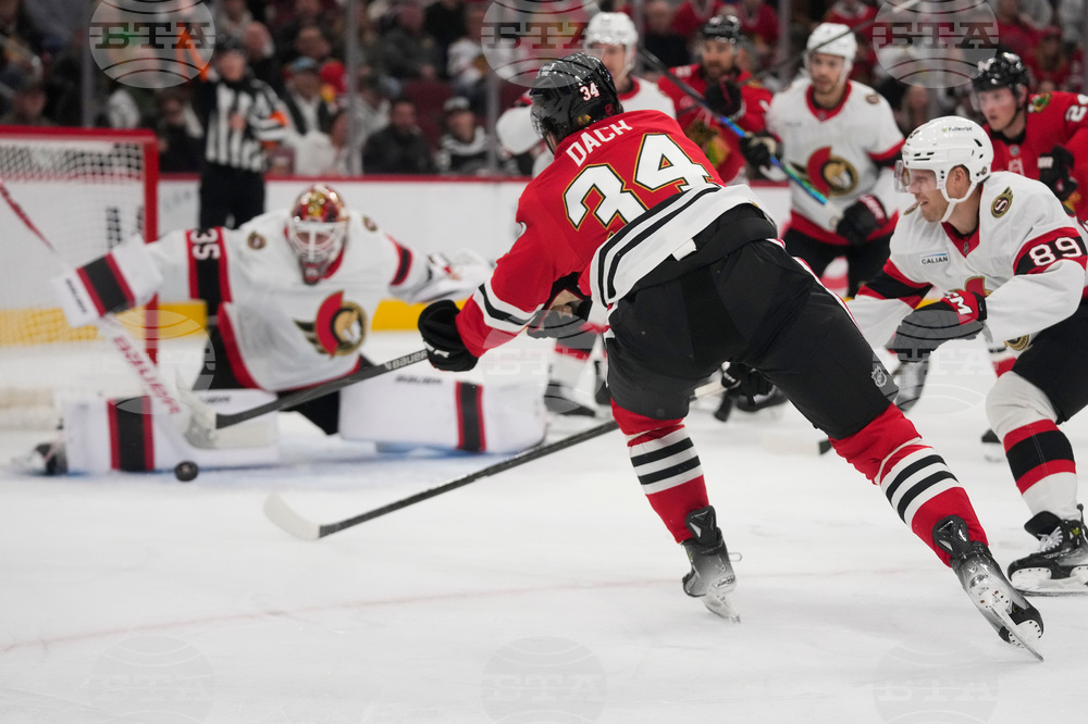 Senators Blackhawks Hockey