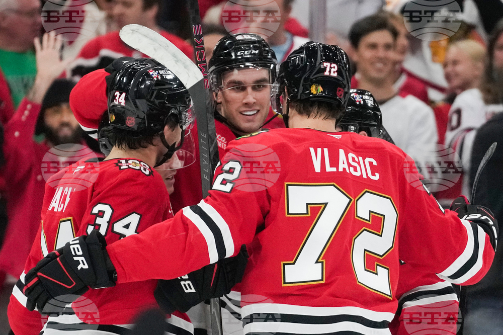 Senators Blackhawks Hockey