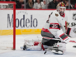 Senators Blackhawks Hockey