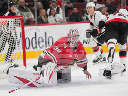 Senators Blackhawks Hockey