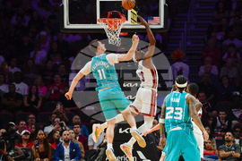 Charlotte Miami Basketball