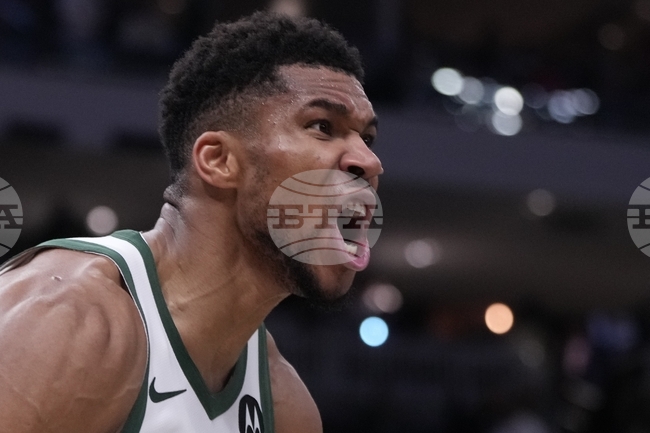 Баскетболистът на Милуоки Янис Адетокунбо би се радвал да види шампионите на НБА и Евролигата да играят един срещу друг