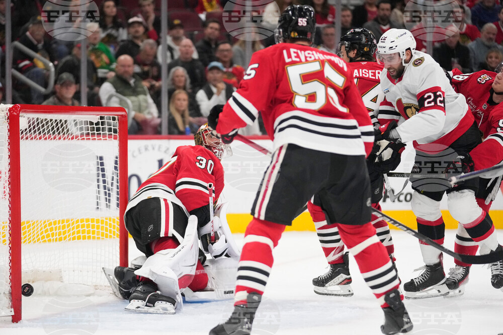 Senators Blackhawks Hockey