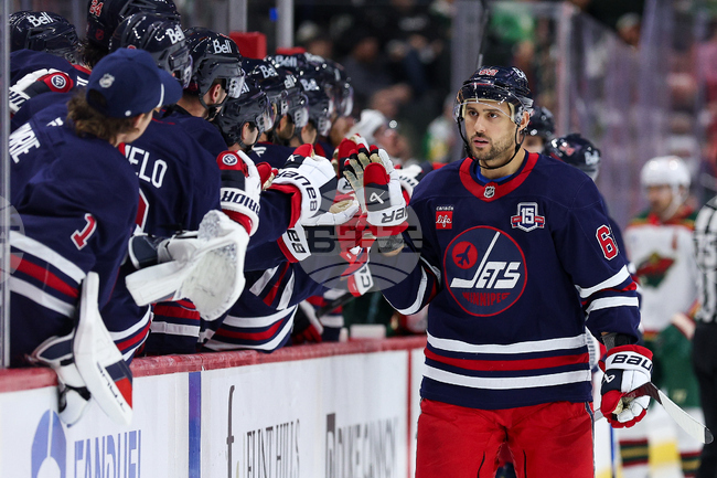 Най-големите звезди на Националната хокейна лига започнаха дългоочакваното си завръщане на олимпийската сцена