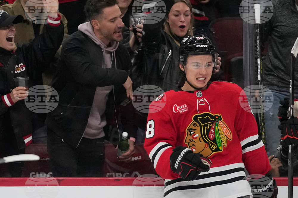 Senators Blackhawks Hockey