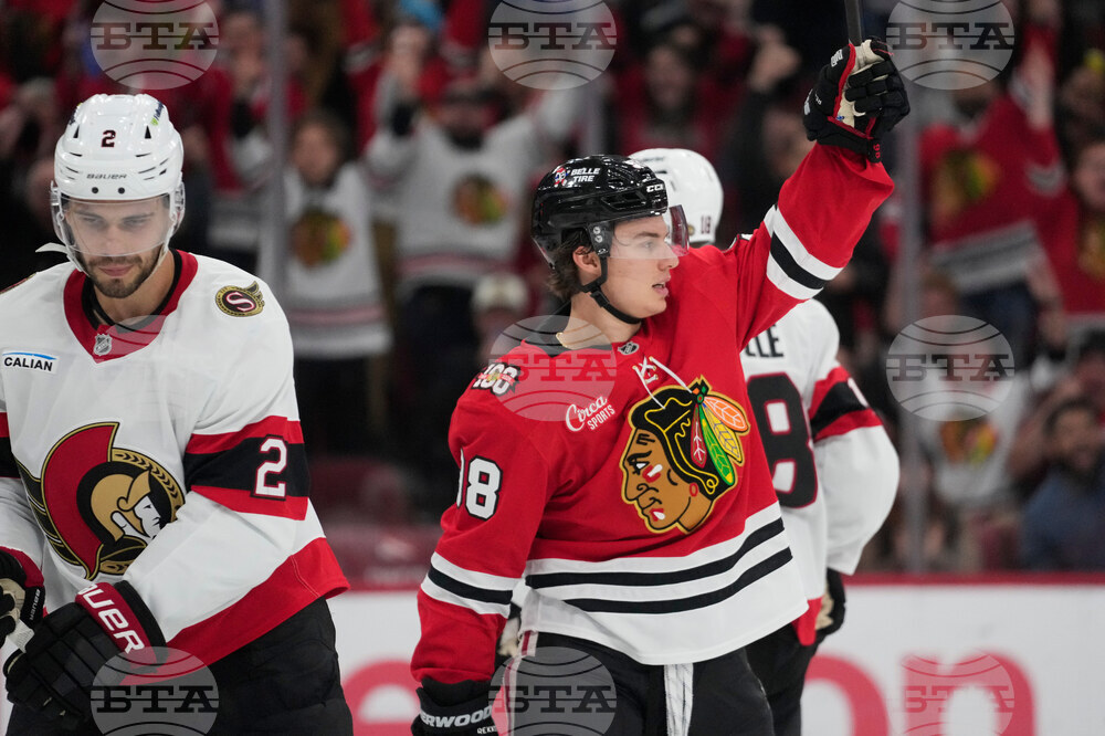 Senators Blackhawks Hockey