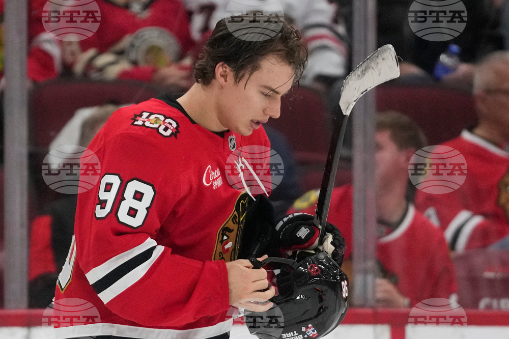 Senators Blackhawks Hockey