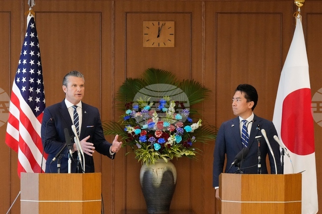 Пекин не насърчава мира в Азия, смятат Токио и Вашингтон