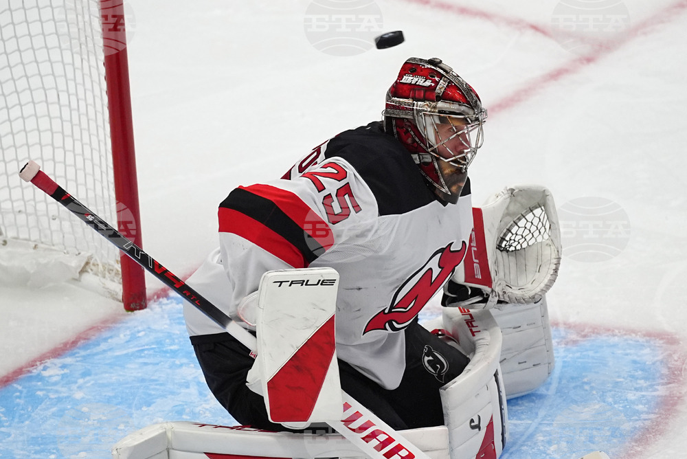 Devils Avalanche Hockey