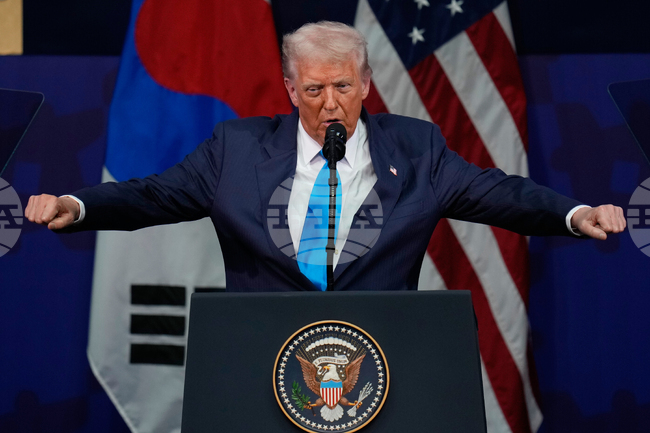 Тръмп заяви, че много скоро ще бъде финализирано търговско споразумение между САЩ и Южна Корея