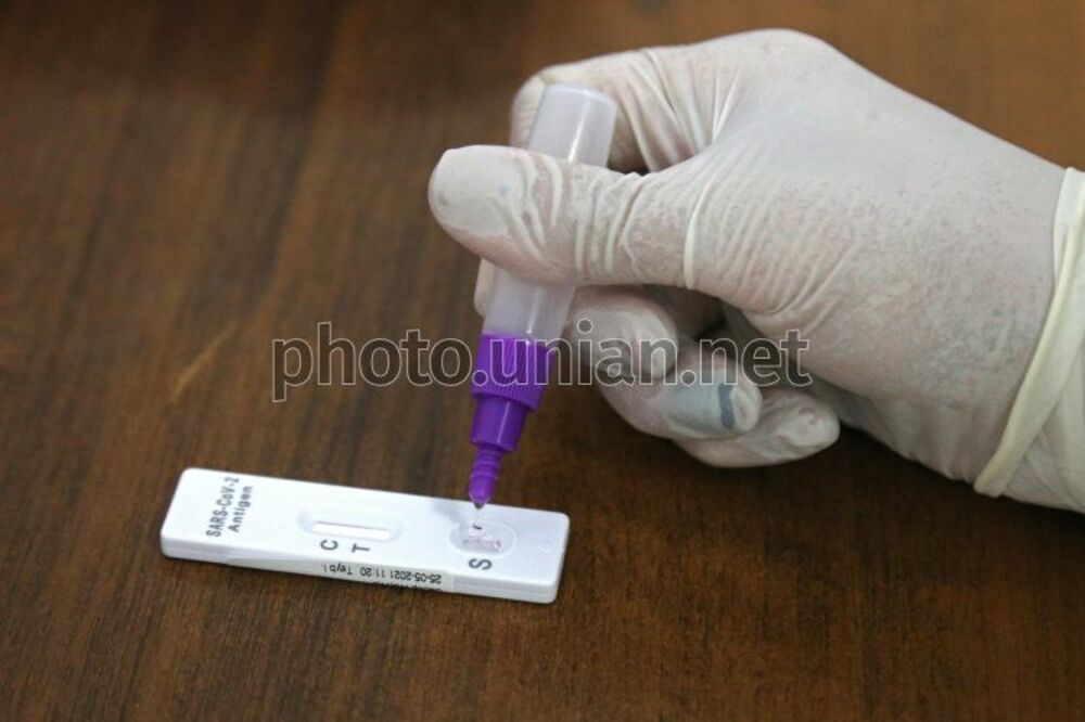 Южна Корея регистрира рекорден брой случаи на КОВИД-19, свързани с Омикрон