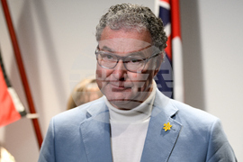 Australia-History Exam Fiasco