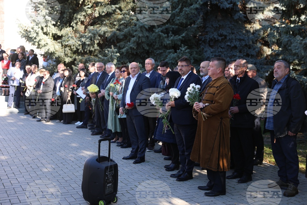 Oфициално бе открит Международният детски фестивал за българска музика и танц „BESARAB FOLK“ в Тараклия