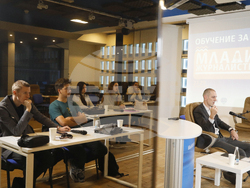 Българска телеграфна агенция - Европейски парламент - обучение за млади журналисти - Модул: „Европейските институции и ролята на медиите“