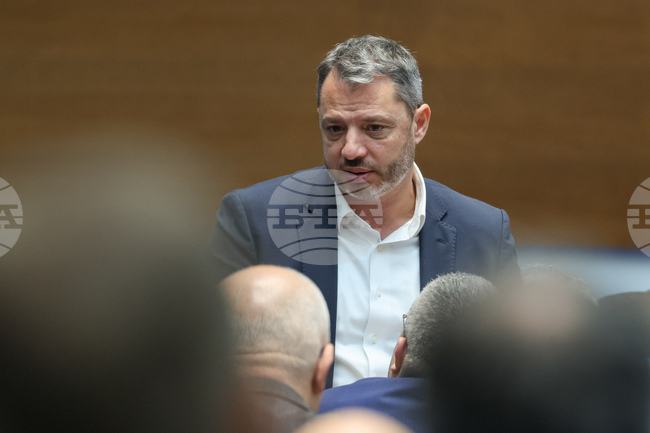 Budget and Finance Committee Adopts Draft Resolution for Temporary Restriction of Petroleum Products Export to EU Member States