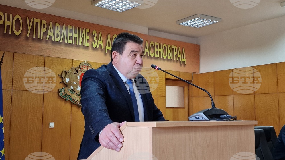 Председателят на Общинския съвет на Асеновград остава на поста, след като съветниците не одобриха искане за свалянето му