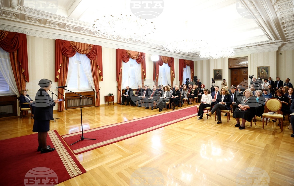 Сборник „Азбука. Език. Идентичност“ - представяне