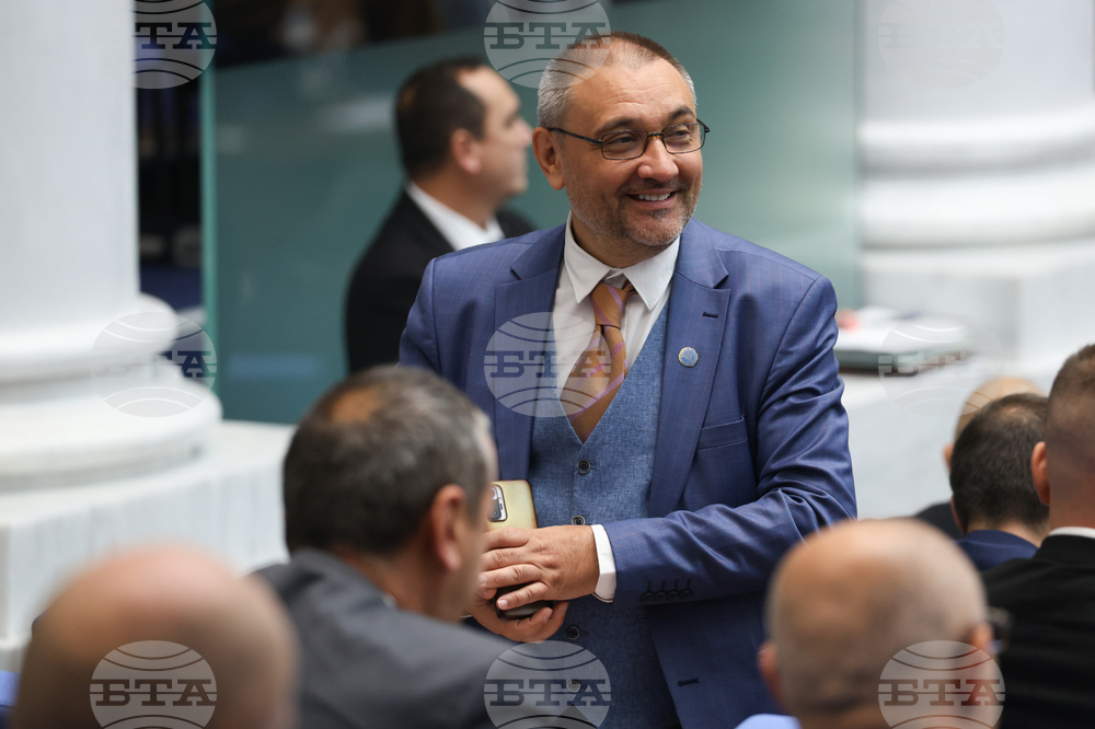 Андрей Чорбанов напуска парламентарната група на „Има такъв народ“