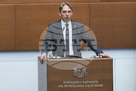 Парламент - заседание - Васил Пандов