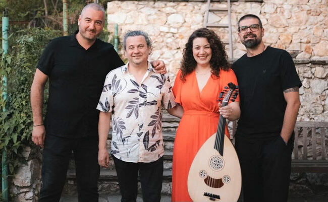 Гръцката музикантка София Главопулу ще представи проекта си Greek folk meets jazz в Пловдив