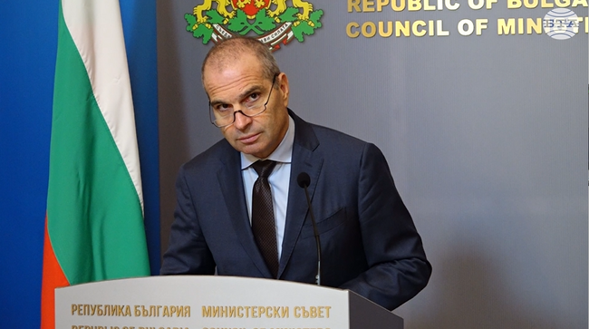 В България вече ще има ясни правила и контрол за всички атракционни услуги, каза министър Гроздан Караджов