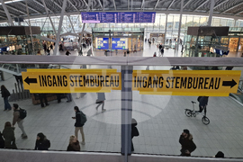 Нидерландия - предсрочни парламентарни избори