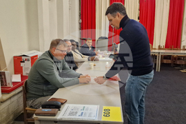 Нидерландия - предсрочни парламентарни избори