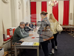 Нидерландия - предсрочни парламентарни избори