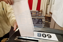 Нидерландия - предсрочни парламентарни избори