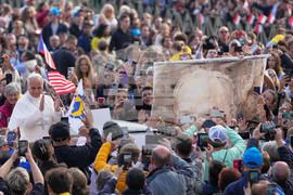 APTOPIX Vatican Pope