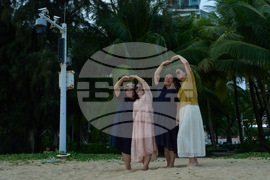 China US Digital Cage Photo Gallery