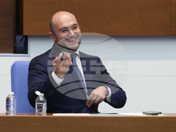 Парламент - заседание