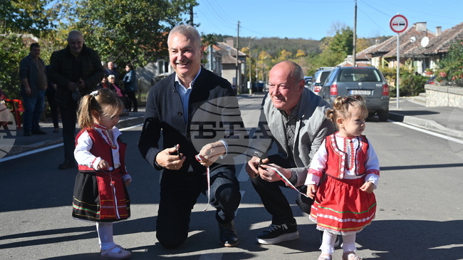 Новият път между селата Белотинци и Одоровци беше открит от кмета на Монтана Златко Живков