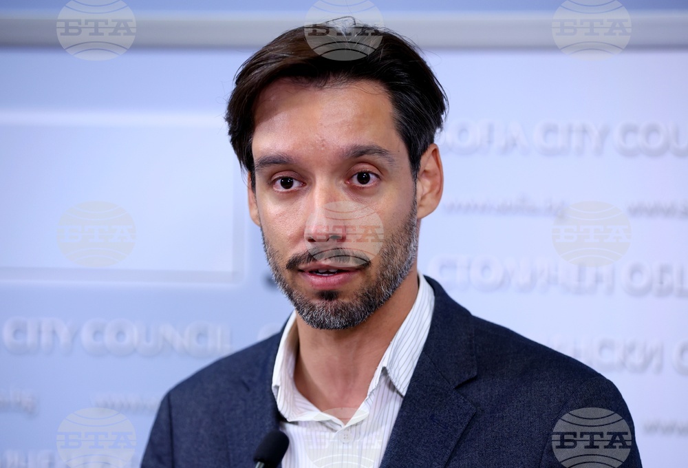 Save Sofia Calls for Emergency over Waste Management Crisis, City Hall Says Six More Boroughs Covered for Waste Collection