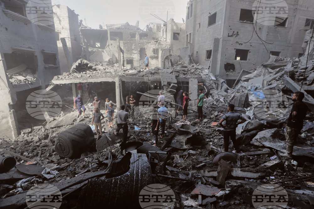 Израел снощи нанесе още удари в Газа, поставяйки на изпитание крехкото прекратяване на огъня