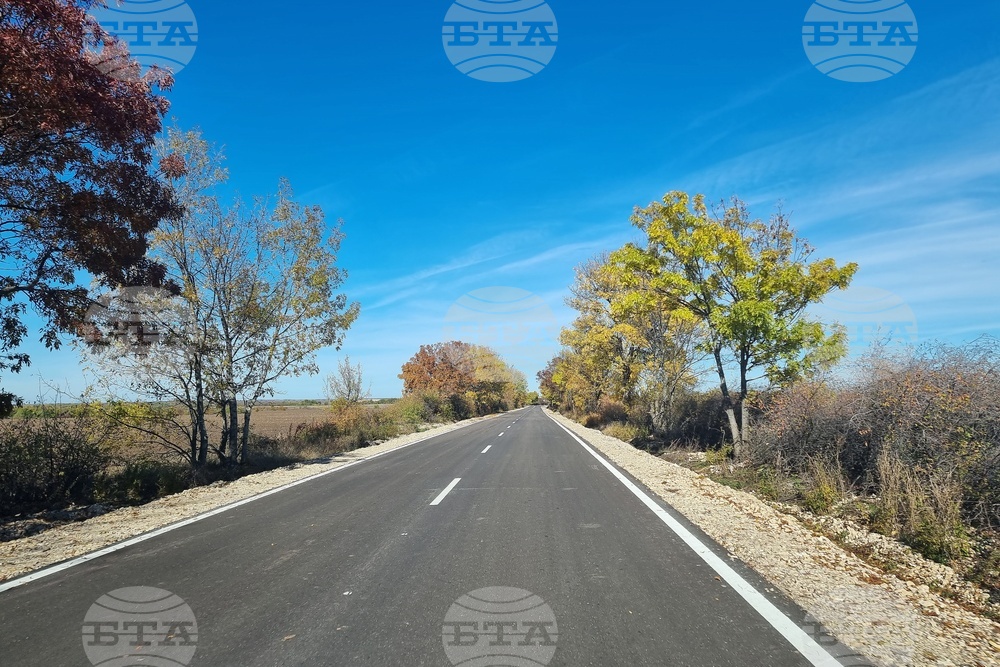 Село Белотинци - новоизграден път - откриване