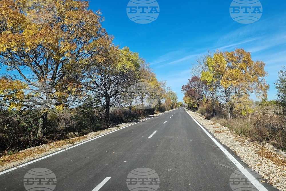 Село Белотинци - новоизграден път - откриване