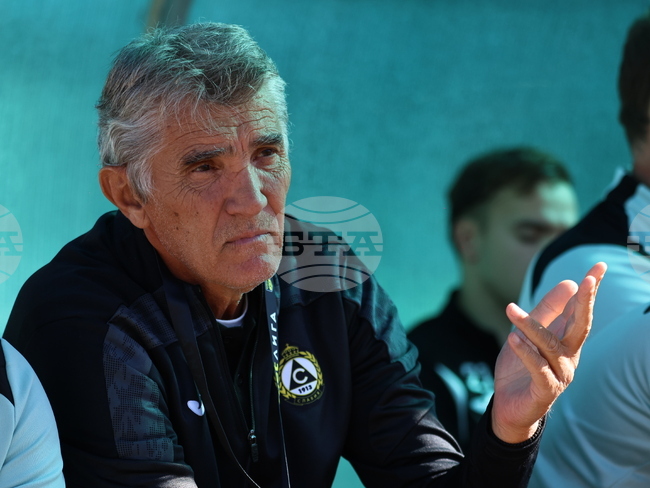 Ратко Достанич: Случващото се в Славия се дължи изцяло на работата на футболистите