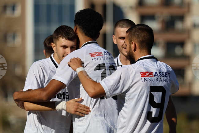 Славия се изкачи на осмо място в класирането след победа срещу Монтана