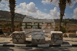 Mideast Wars West Bank Barriers