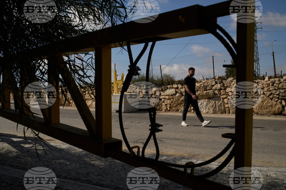 Mideast Wars West Bank Barriers