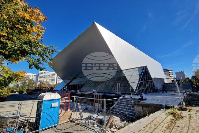 Приключи ремонтът на бургаската спортна зала "Младост", първият волейболен мач ще бъде на 21 март