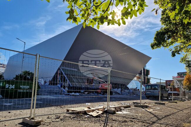 Бургас - спортна зала - ремонт